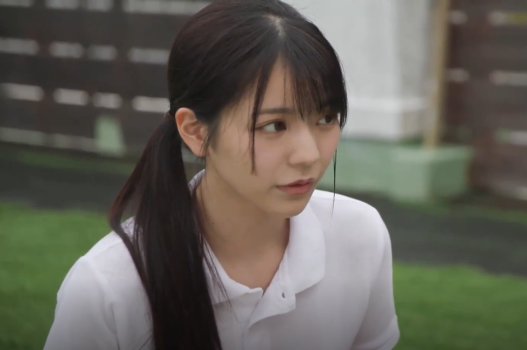 SONE 689 Kokono Asano hỗ trợ tập luyện cho đội bóng